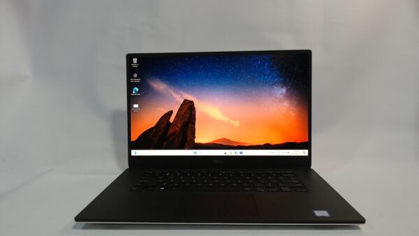 DELL XPS 15 7590