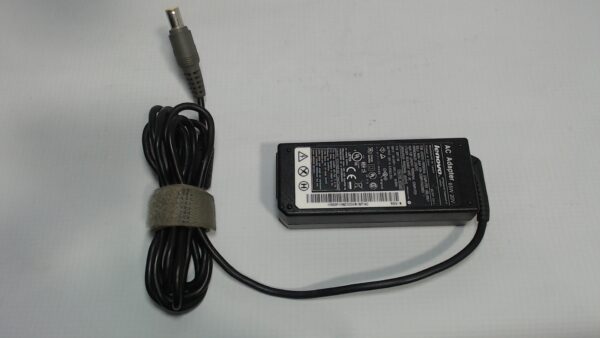 Cargador Lenovo Punta redonda 65W - Image 2